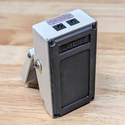 Boss TU-3 Chromatic Tuner 2009 - Present - White image 9