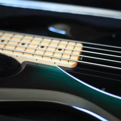 Music Man Classic StingRay 5 2003 Blueburst image 10