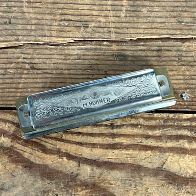 Hohner Super Chromonica Key of B - Chrome image 2