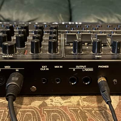 Roland SH-4D Polyphonic Desktop Synthesizer 2023 - Present - Black image 3
