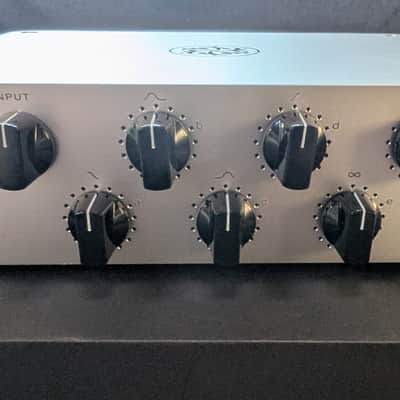 Darkglass Electronics Exponent 500 500-Watt Bass Amp Head 2022 - Present - Silver image 10