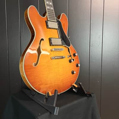 Eastman Guitars T486-GB Thinline Semi-hollowbody Electric Guitar, Goldburst 819 image 3