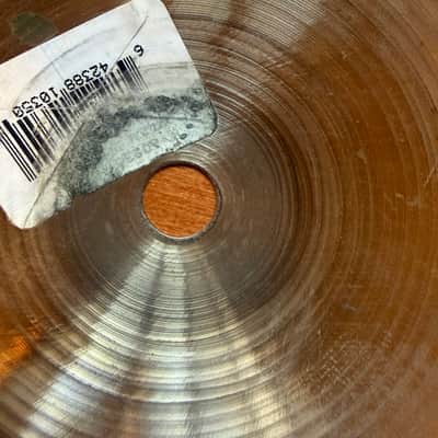 Zildjian 16" A Series Medium Thin Crash Cymbal image 3