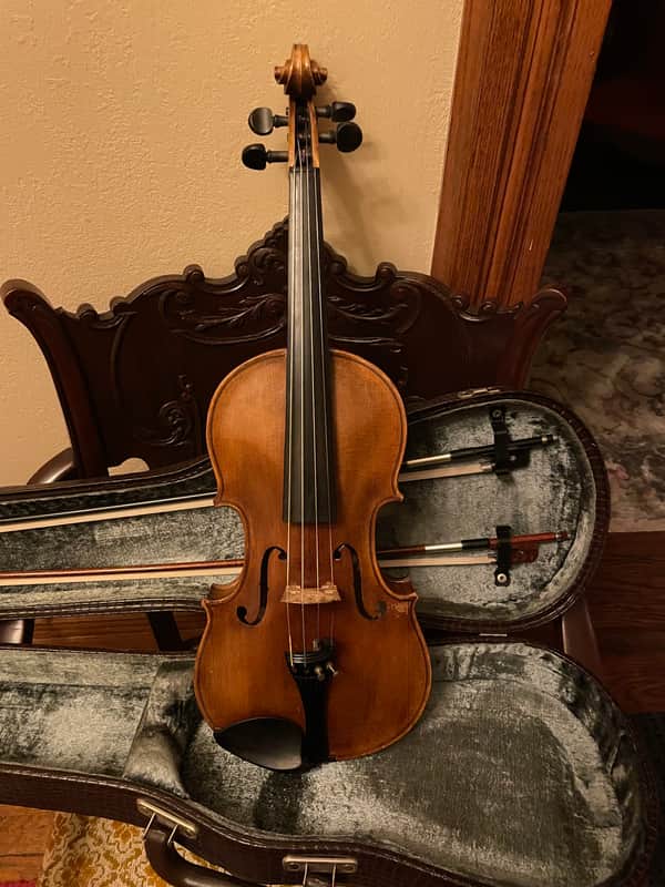 Violin Light Brown image 1
