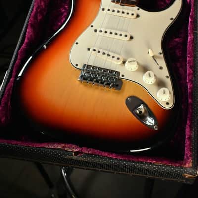 Fender Stratocaster 1965 - Sunburst image 15