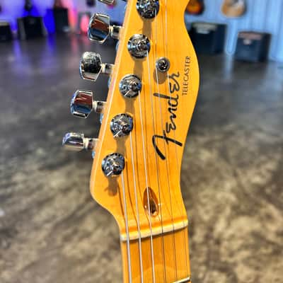 Fender American Deluxe Nashville Telecaster 1998 - Red image 2