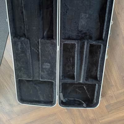 Gator GC-BASS Deluxe Molded Electric Bass Case 2010s - Black image 2