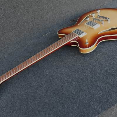 Hofner HCT-VTH-SP-SB Verythin CT SPECIAL Semi hollow Flame Maple Top New like 335 has 2 Humbuckers one a P90 image 10
