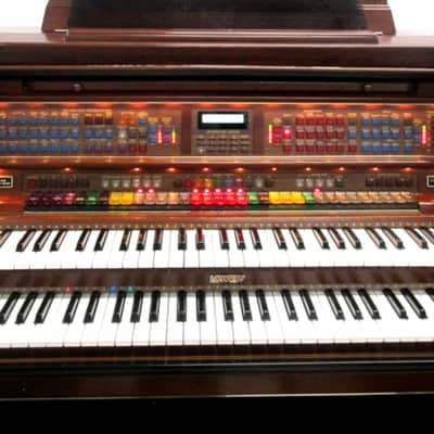 Lowrey Organ Celebration Deluxe (LX600) image 15