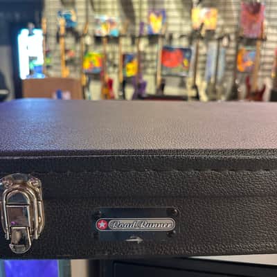 Roadrunner Bass Guitar Case image 3