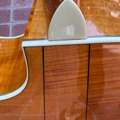 Taylor 614ce with Fishman Electronics 2001 - Natural image 18