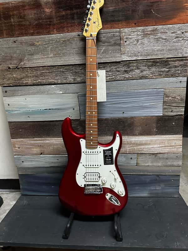 Fender Player Stratocaster HSS - Candy Apple Red image 1
