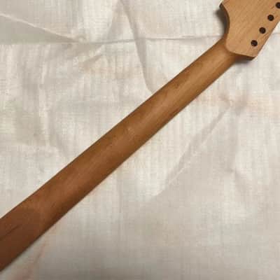 Roasted Maple Short Scale Strat Style Guitar Neck, Rosewood 22 Frets image 5