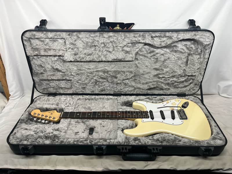 Fender American Elite Stratocaster Strat Shawbucker Electric Guitar with Hard Case