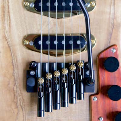 Soderlund Loerie multi-scale electric in hard pear and padauk 2017 Natural Oil image 8