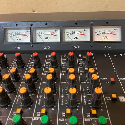 TASCAM M-308B ミキサー TASCAM M-308B ミキサー