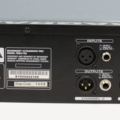 Behringer Ultragraph Pro FBQ3102 31-Band Graphic Equalizer, USED image 7