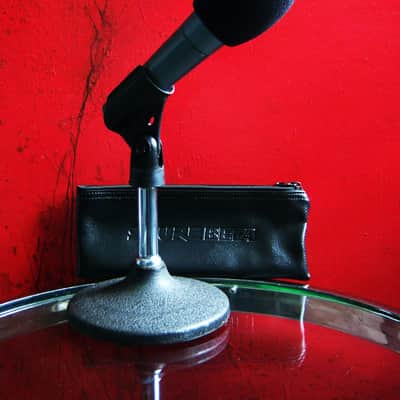 Vintage 1980's Shure BETA 57 Supercardioid Dynamic Microphone USA Low Z w accessories Guns and Roses SM57 SM58 # 3 image 1