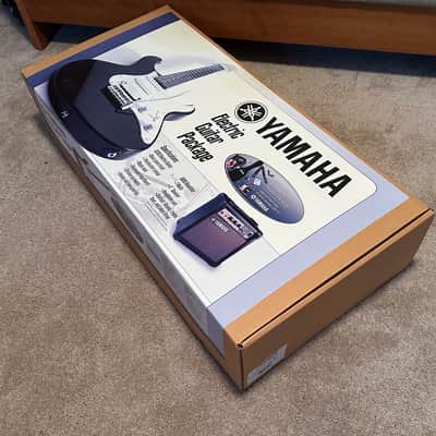 Yamaha Electric Guitar Package - Black image 14