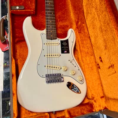 Fender American Vintage II 1961 Stratocaster®, Rosewood Fingerboard, Olympic White image 1