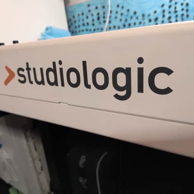Studiologic Numa Stage - 88-Key Graded Weighted Hammer-Action Digital Piano with Synth Models - White image 19