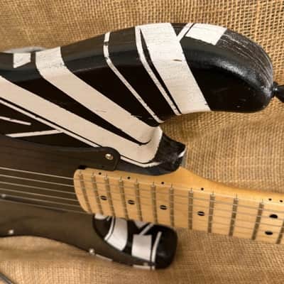 Unbranded P{re-Owned-EVH-Strat Style Electric Guitar 2025 - Nitro image 5