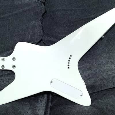 MINT NOS 2014 KRAMER VOYAGER (ALPINE WHITE) LOADED BODY - TUNE-O-MATIC BRIDGE, SD JB / JAZZ PICKUPS image 2