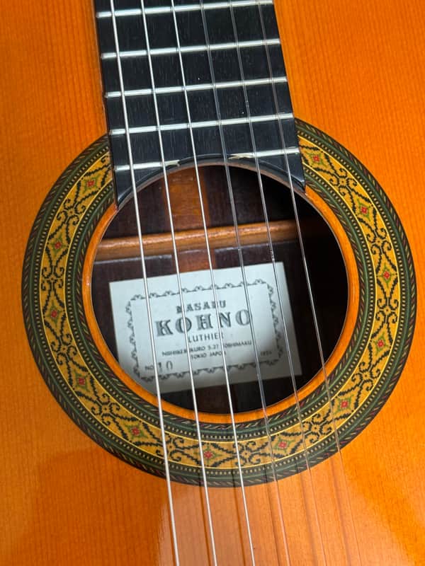 Masaru kohno No. 10 1972 classical guitar image 1