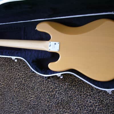 Fender American 60th Anniversary Precision Bass 2005/2006 Transparent Butterscotch image 4