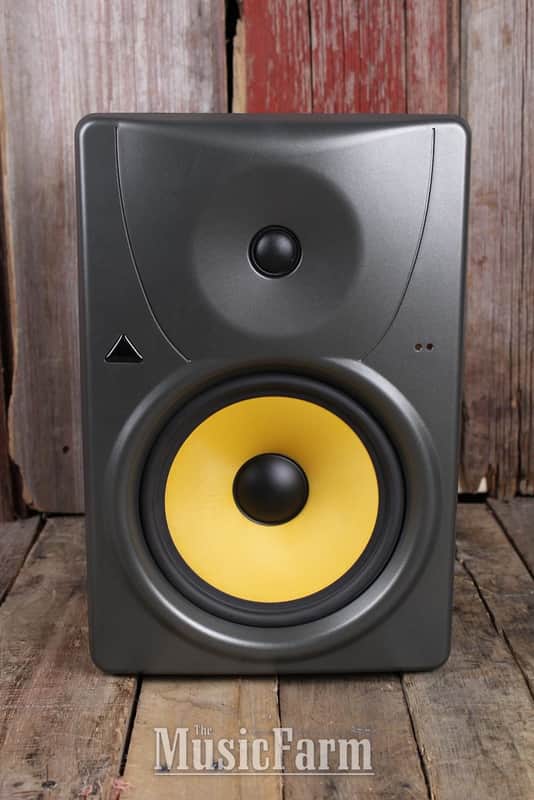 Behringer TRUTH B1031A High Resolution 2 Way Studio Monitor 8 Inch