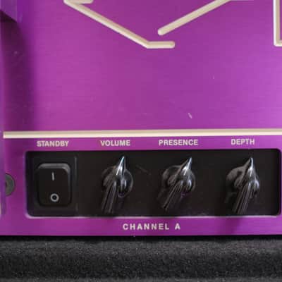 VHT 2150 Stereo Power Amplifier 1990 - Purple Face image 3