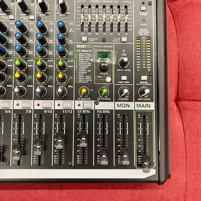 Mackie ProFX12v2 12-Channel Effects Mixer with FX image 8