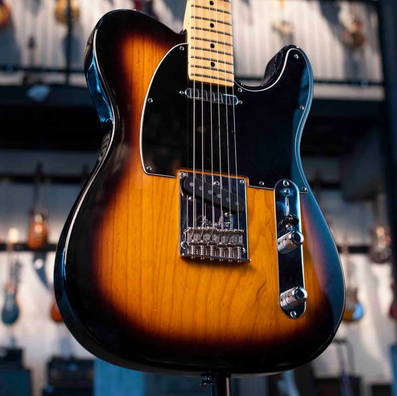 FENDER AMERICAN STANDARD TELECASTER 60TH ANNIVERSARY - 2011  SUNBURST WITH CASE