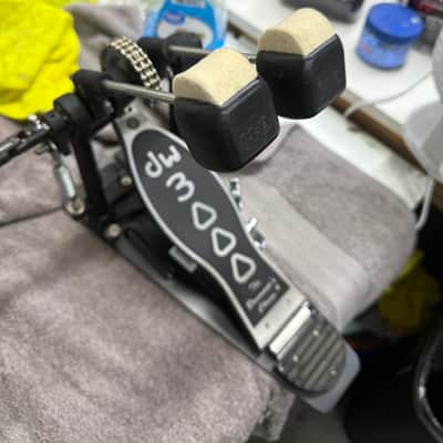 DW 3000 Series Double Bass Drum Pedal 2010 - Present - Various image 4
