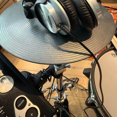 Roland TD-30K V-Drum Kit with Mesh Pads 2010s - Black image 17