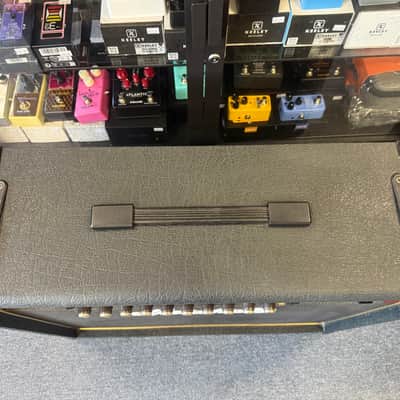 Marshall JCM 900 Model 4502 50-Watt Hi Gain Dual Reverb 2x12 Combo 1990- UK made- w/Ft SW image 2