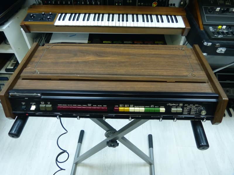 Roland TR-77 | Reverb