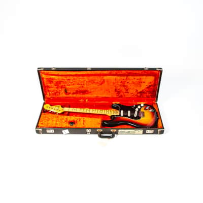 Sunburst Fender Stratocaster '76 Owned by Billy Corgan image 23