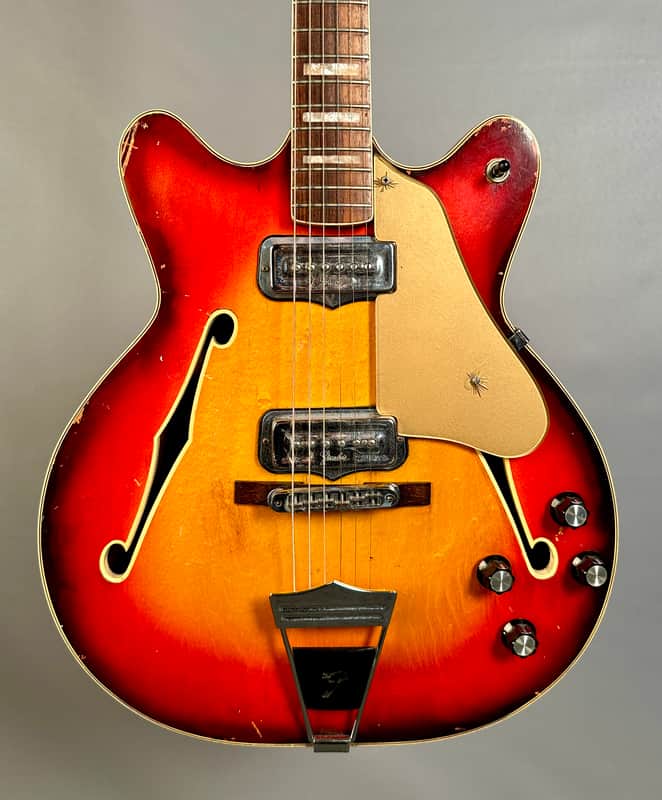 Fender Coronado II 1967 - Sunburst image 1