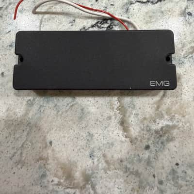 EMG 40CS - Black image 2