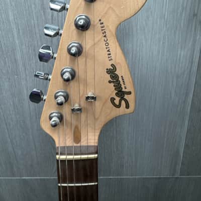 Fender Squier Affinity Stratocaster Electric Guitar Surf Green image 5