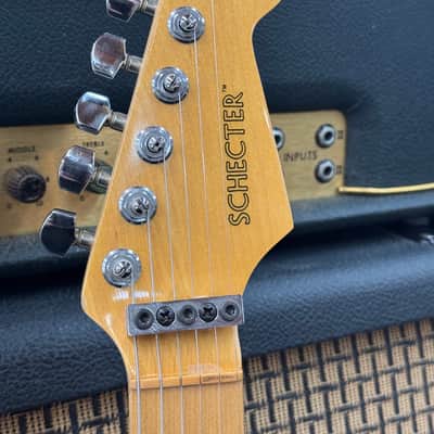 Schecter Super Strat HSS 1986 - Pink image 4