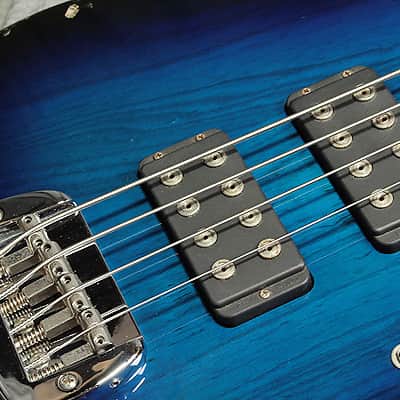 G&L Tribute Asat Bass Blueburst image 6