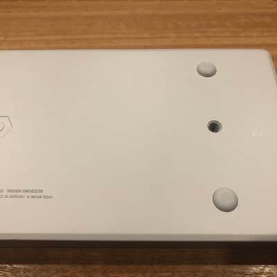 Teenage Engineering OP-1 Portable Synthesizer Workstation 2011 - Present - White image 5