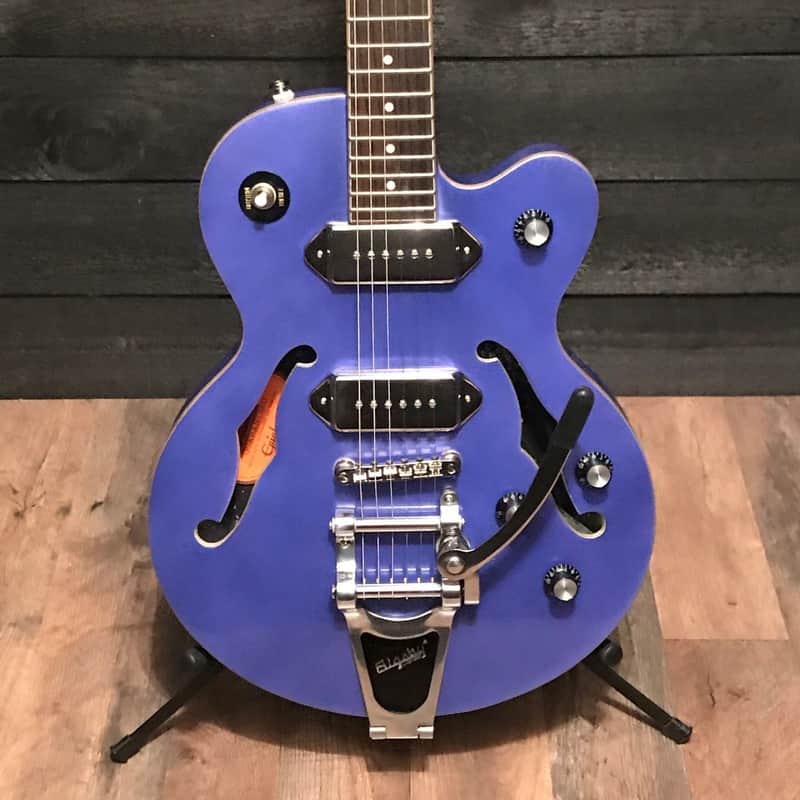 Epiphone Limited Edition Wildkat Royale Semi-Hollowbody Purple