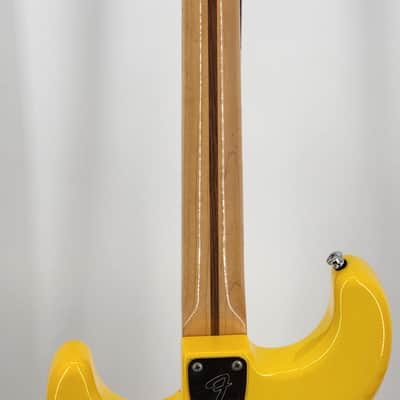 Fender Stratocaster inter 1981 - Monaco Yellow image 10