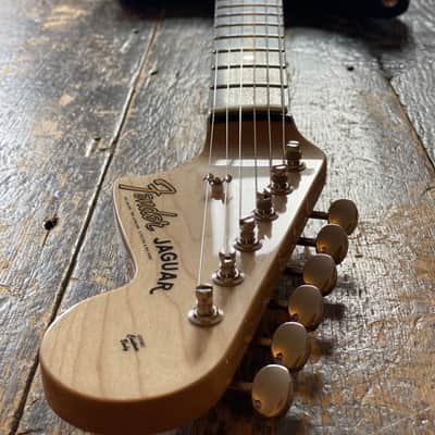 Fender Japan Limited Edition Jaguar FSR Sherwood Green USA Pickups, Alder Body Rosewood Board MIJ image 6