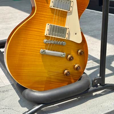 2001 Gibson Custom Shop R8 Authentic 1958 Les Paul Reissue • 9.0 lbs • Figured Top • COA • OHSC image 7