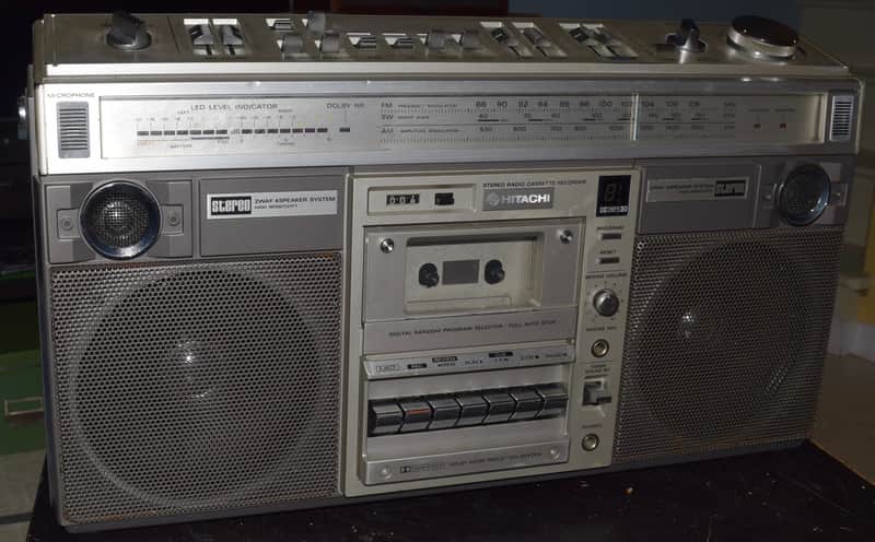 Hitachi TRK-8190HC Boombox Stereo Radio Cassette Recorder image 1