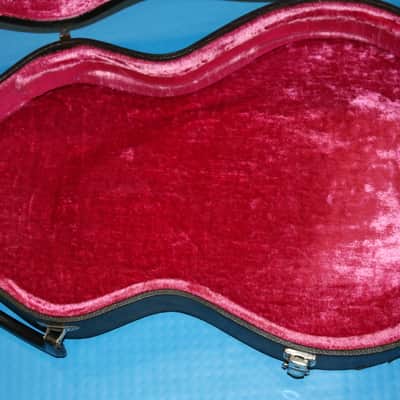 Vintage 1970s Gibson Bass Case - No Tariffs image 7